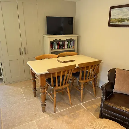 펜션 Bank Barn King Bedroom Self Catering 2 Guests
